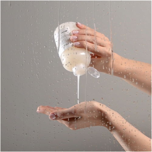 Шампунь для усиления завитка - Davines Essential Haircare Love Curl shampoo